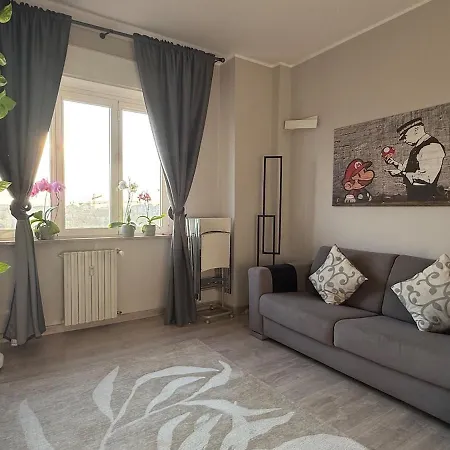 דירה Bright With Canal Balcony *